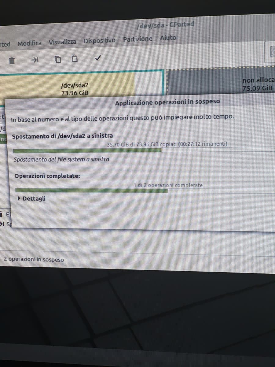 Finito di assemblare il PC di mio padre, ora devo rimettere a posto gli HDD 