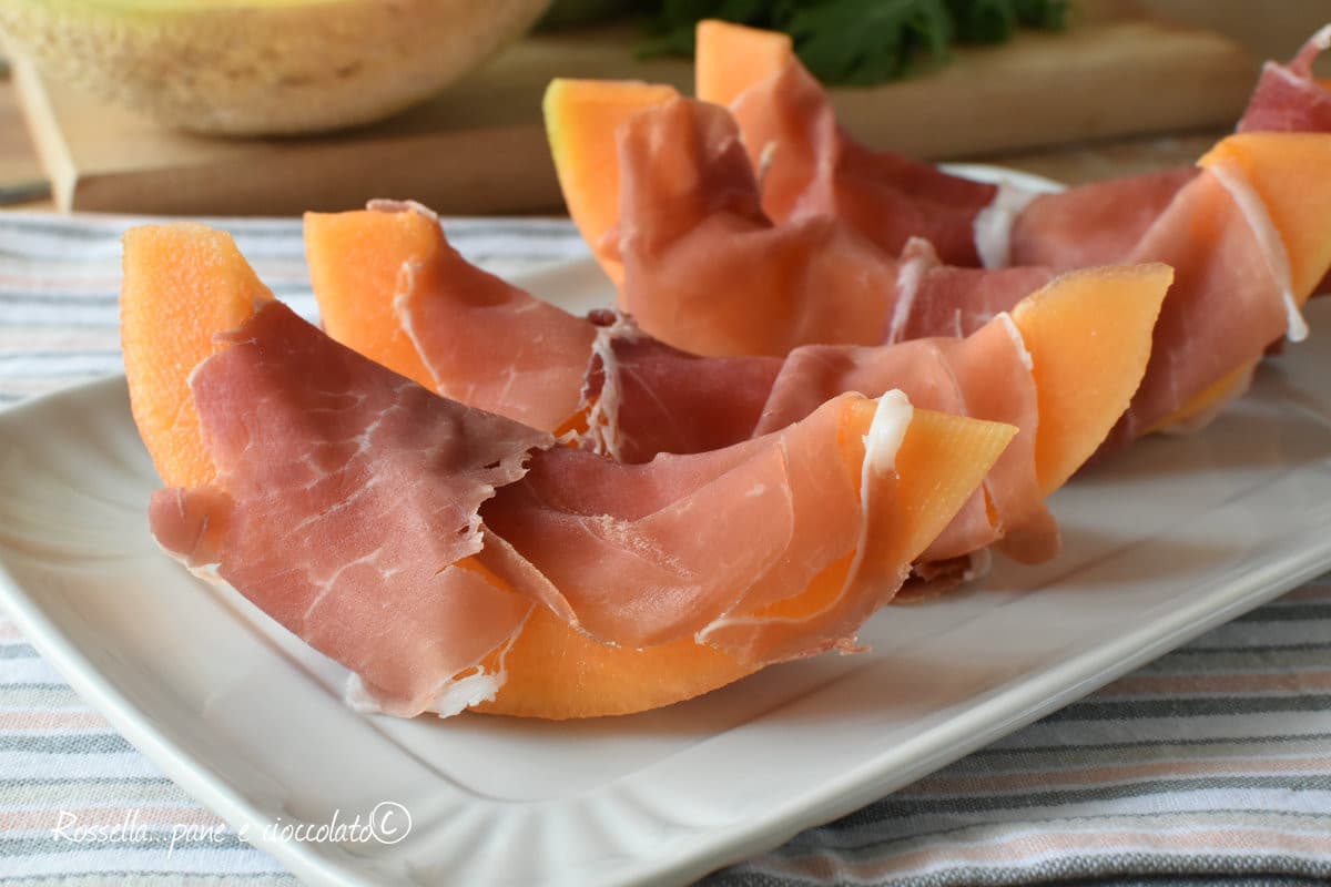 Il prosciutto e melone é una relazione tra Giorgia e Peppa Pig ?