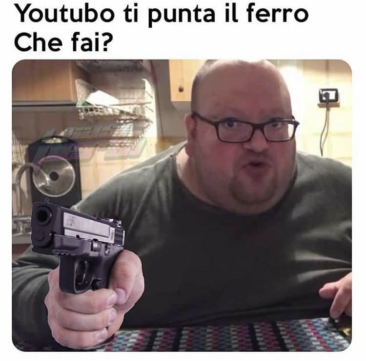 Youtubo vi punta il ferro, che fate?