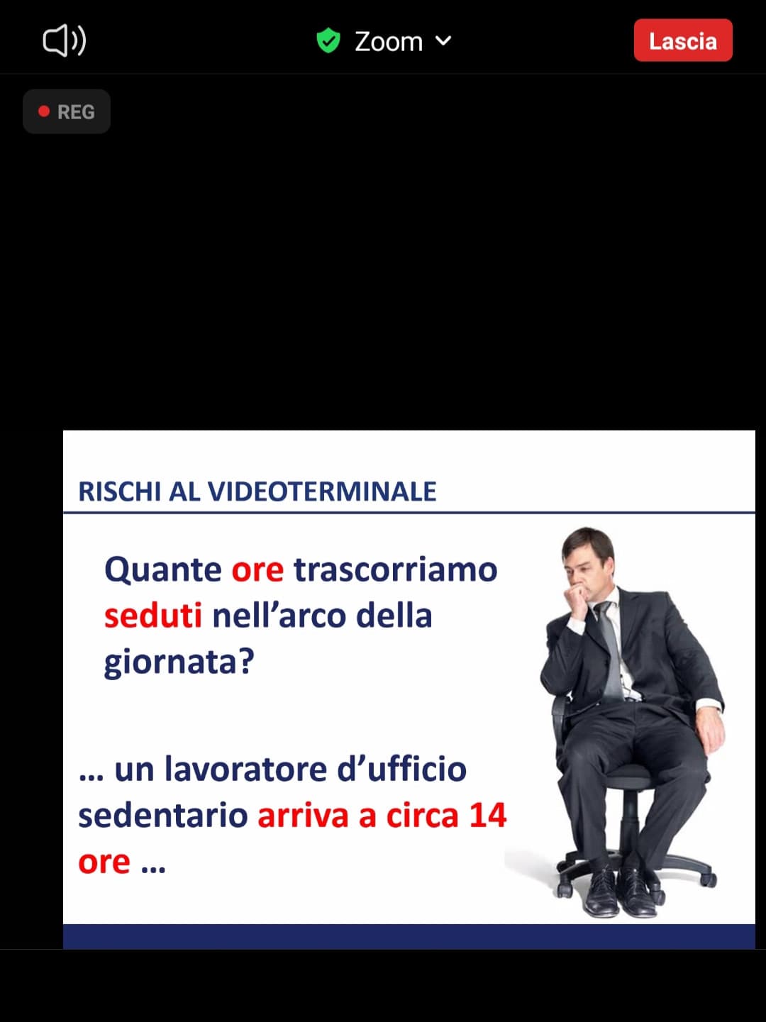 Raga passo più ore di un lavoratore d'ufficio AHAHAHAHHAHAHAHAHHAHAHAHAHAHA. 