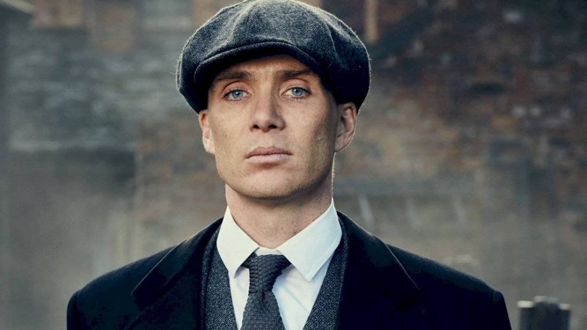 la sigla di peaky blinders sarà tipo: no no no no non mi lasciare amore mio ti amo affera la mia mano amore mio ritorna resta con me ancora e non mi spezzare il cuore ti prego non andare ti prego no