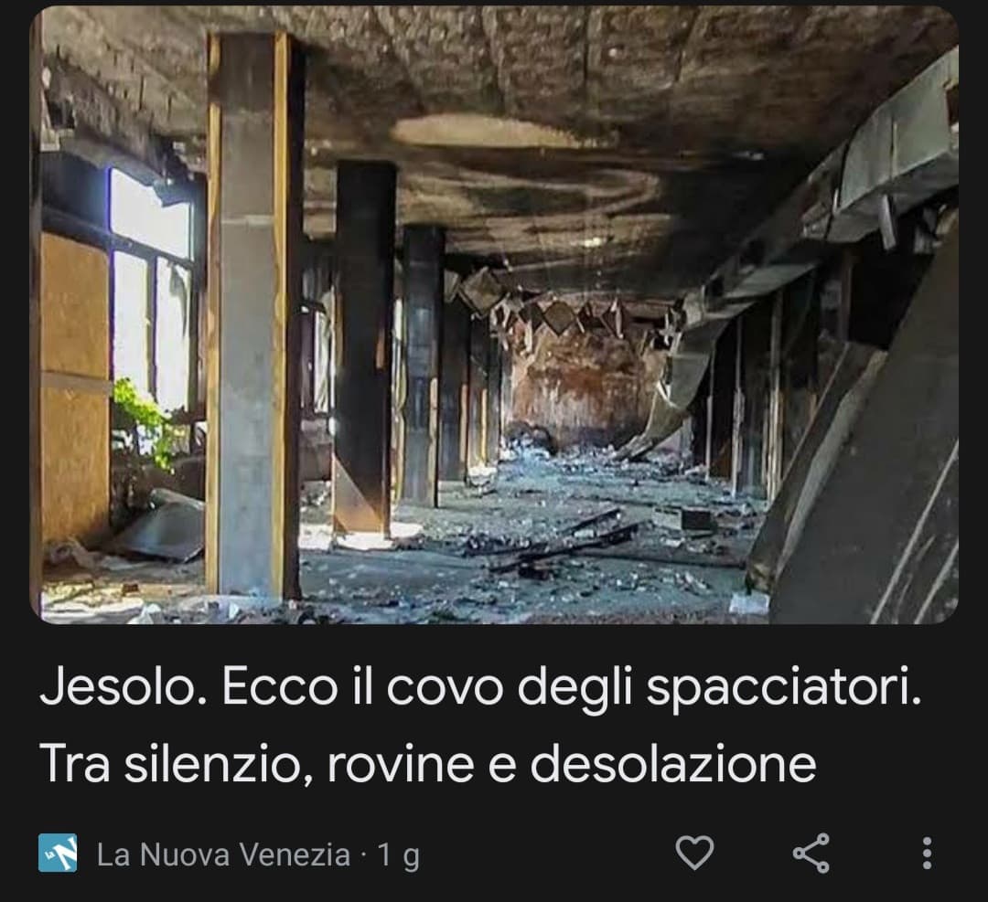 Non c'è tanta differenza tra Scampia e l'entroterra della provincia di Venezia e quella di Rovigo. Sono di una desolazione unica al di fuori delle grandi città