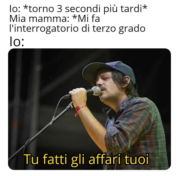 Sono tornati i meme brutti su Calcutta