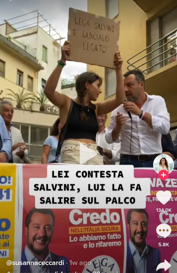 Grazie a sta qui, adesso siamo tutti visti come gente che non capisce nulla e parla solo per sentito dire. E bella per salvini che ha capito subito che una con un cartello del genere non poteva essere intelligente