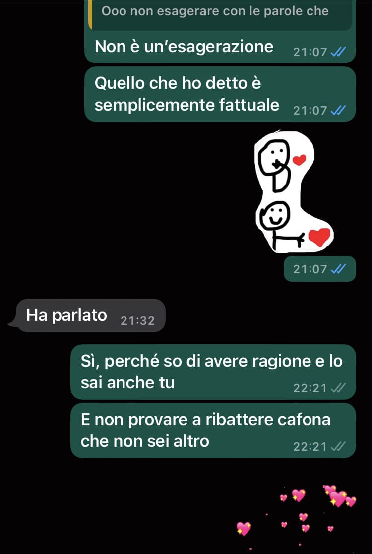 Dire qualcosa di “cattivo” e poi compensare il tutto con uno sticker affettuoso.