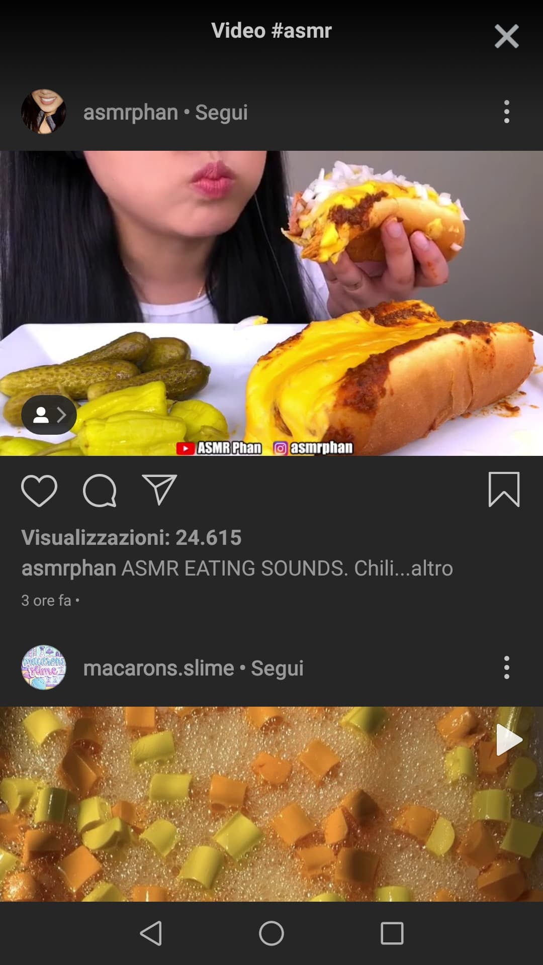 Cervello:"Guarda gli ASMR sul cibo"
Io:"Ma perché ora? È tardi, ho sonno e ho anche fame. Dimmi perché?"
Cervello:"Devi"
Io: