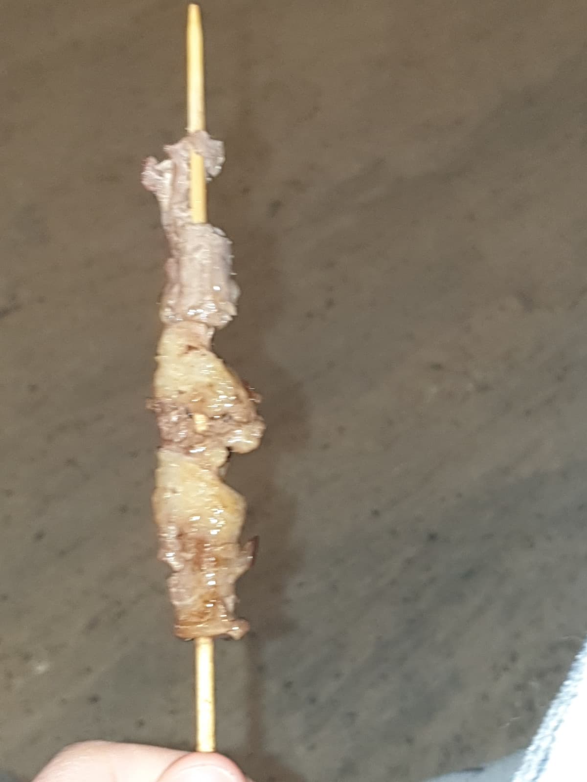 Vivo per loro? il mio record di mangiata di arrosticini sarà 50 o giù di li,ma credo di saper fare di meglio