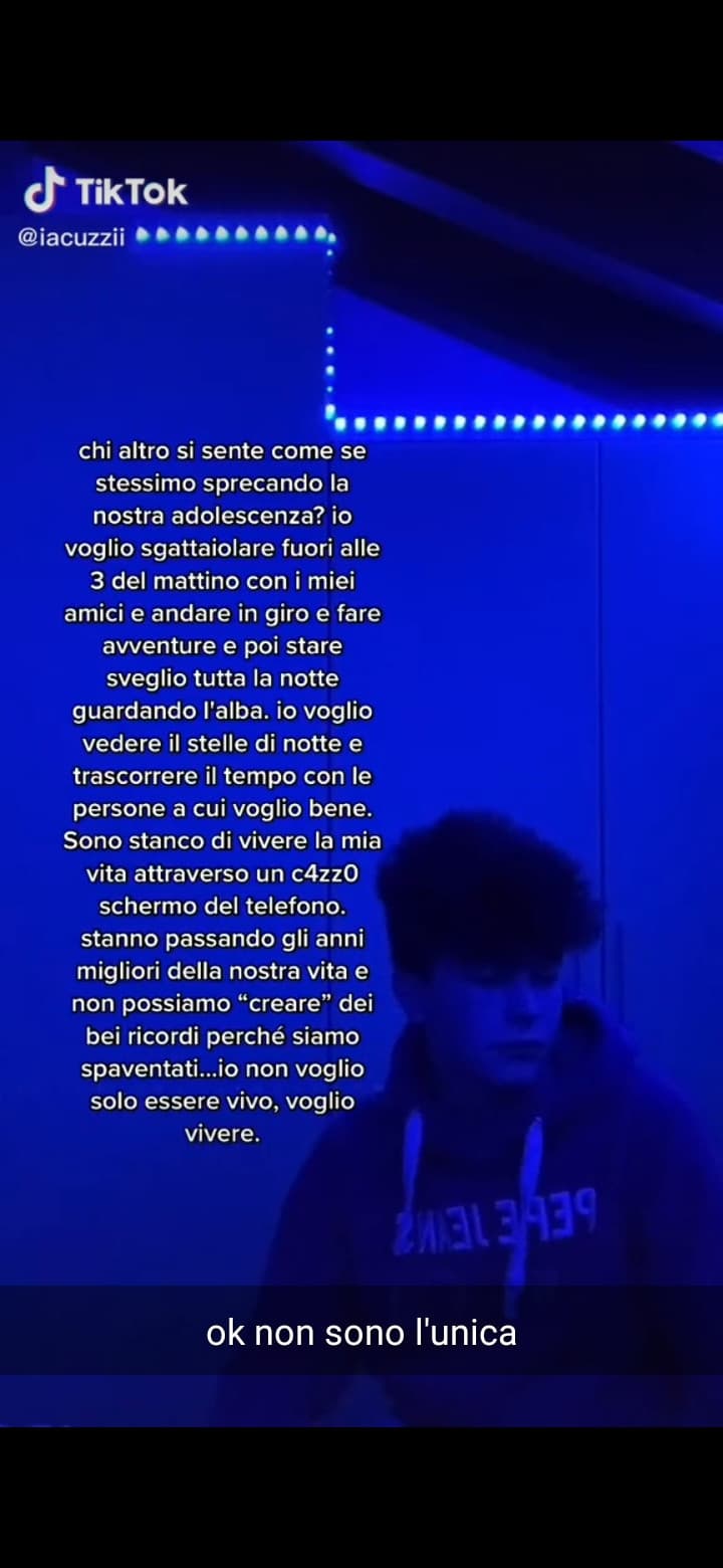 Vorrei tanto sapere perché i miei non mi lasciano uscire. Cioè un conto è de glielo chiedo ogni giorno, un conto è 1/2 volte al mese. 