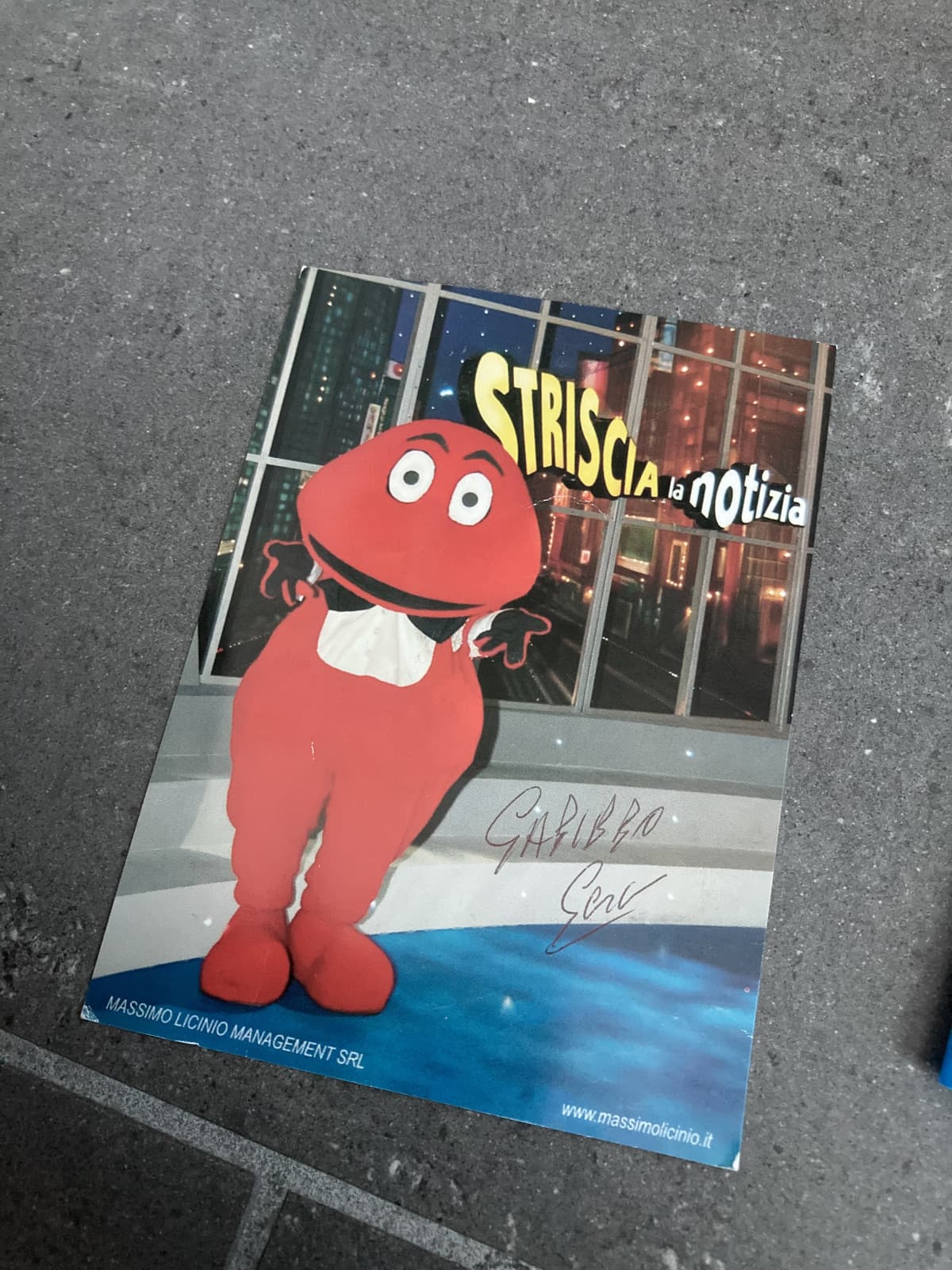 ho ritrovato l’autografo che m’ha fatto il gabibbo 