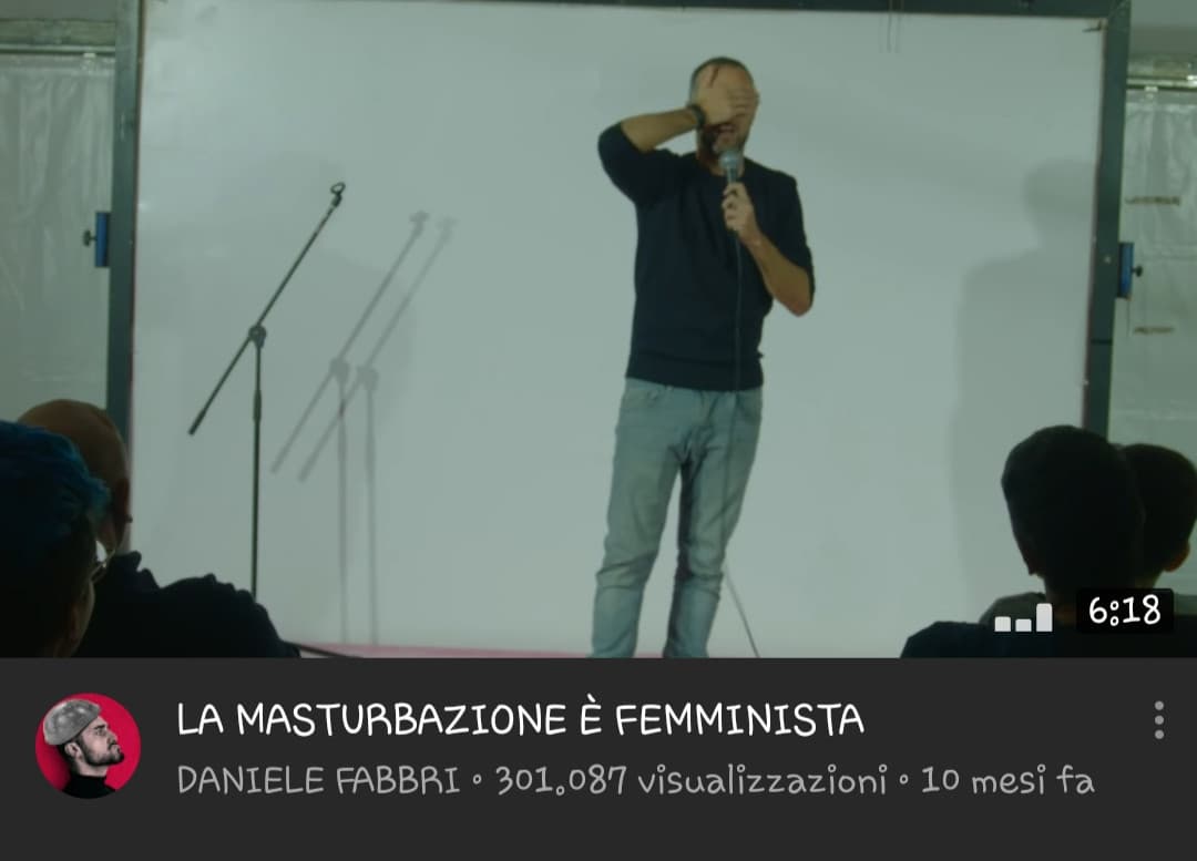 Perchè trovo ste cose nei consigliati alle 2 di notte??