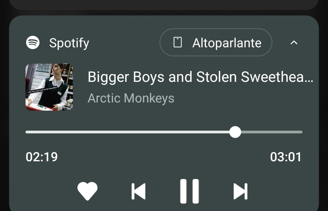 amo sta canzone ? comunque che fate? 