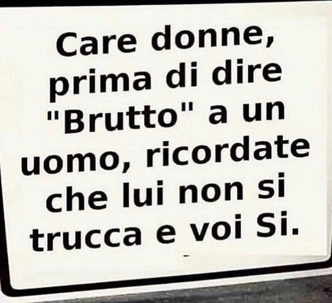 Avrei detto: "ricordatevi che la bellezza è solo un costrutto sociale mutabile nel tempo e dettato dall'omologazione del pensiero, che impone canoni di perfezione irrealistici e pone tutti sotto la costante pressione della paura di non essere abbastanza e 