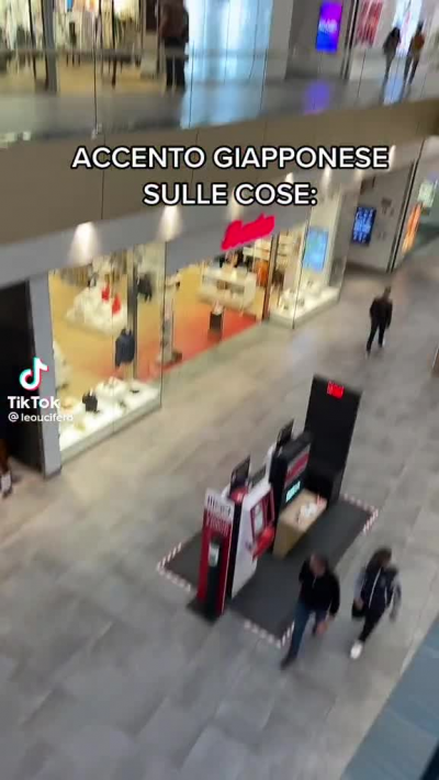 LO CONOSCO QUEL CENTRO COMMERCIALE