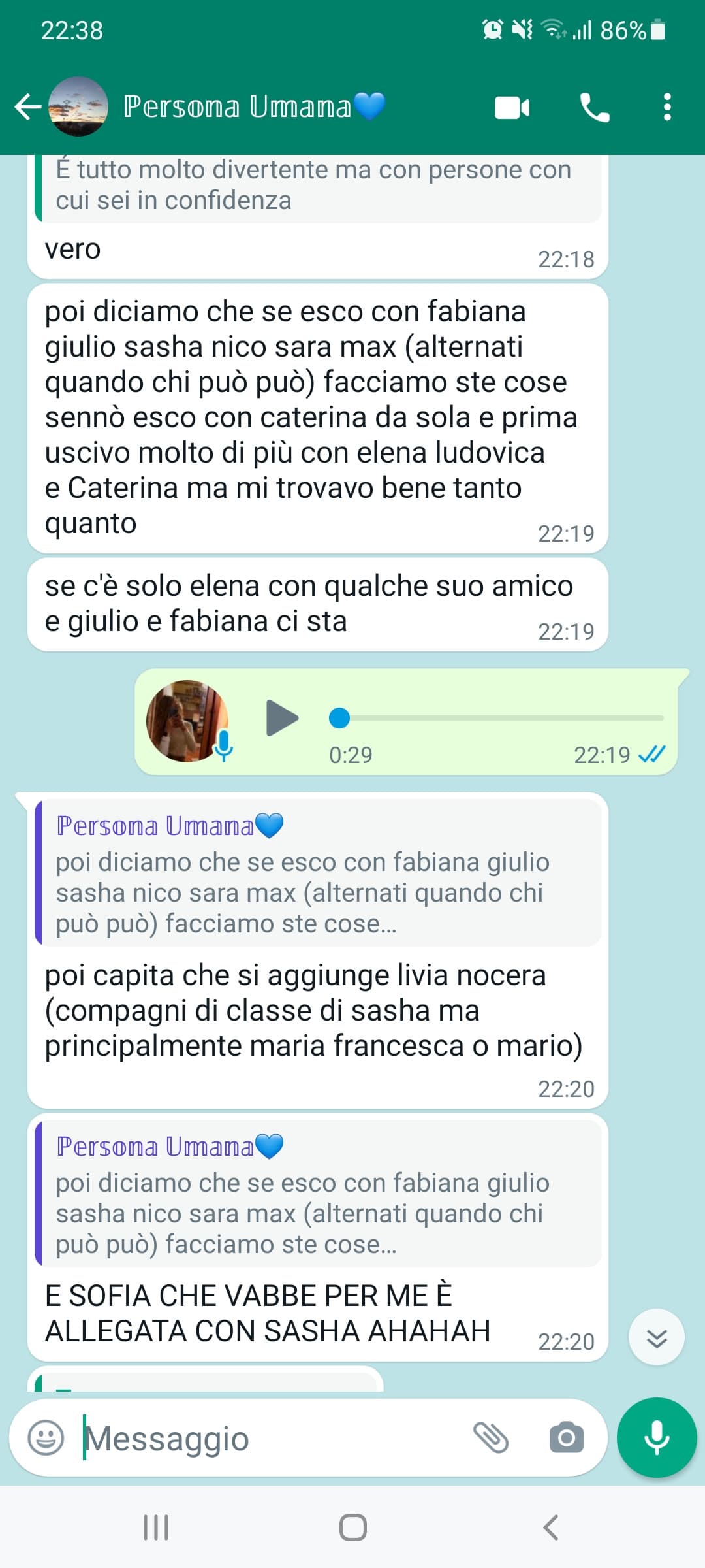 Ecco cosa succede quando una persona estroversa cerca di convincerne una introversa a uscire 