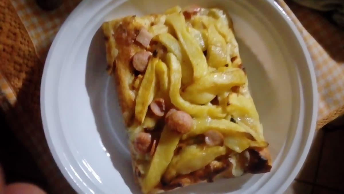 Per tutte le ragazze che prima volevano una pizza muahahahah spero vi venga fame 