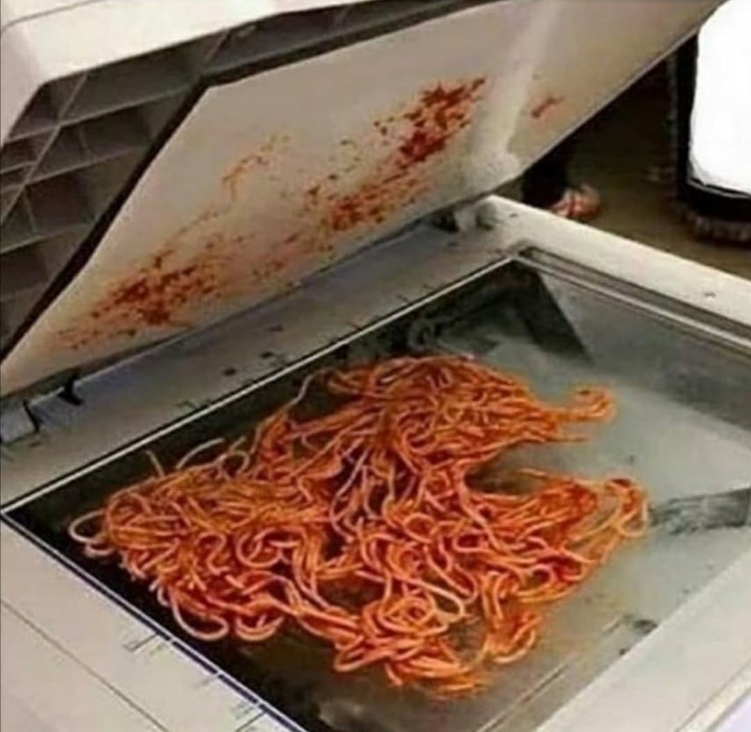 mmmm, spaGheTTi