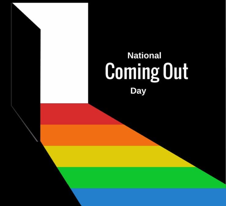 Questo "Buon #comingout day" a inizio pagina ha rotto un po' le balle. Comunque, ne approfitto per ricordare che sono eterosessuale, ma, nonostante qualche nazi- lo pensi (non qui, spero), ciò non vuol dire che non sostengo la causa LGBT