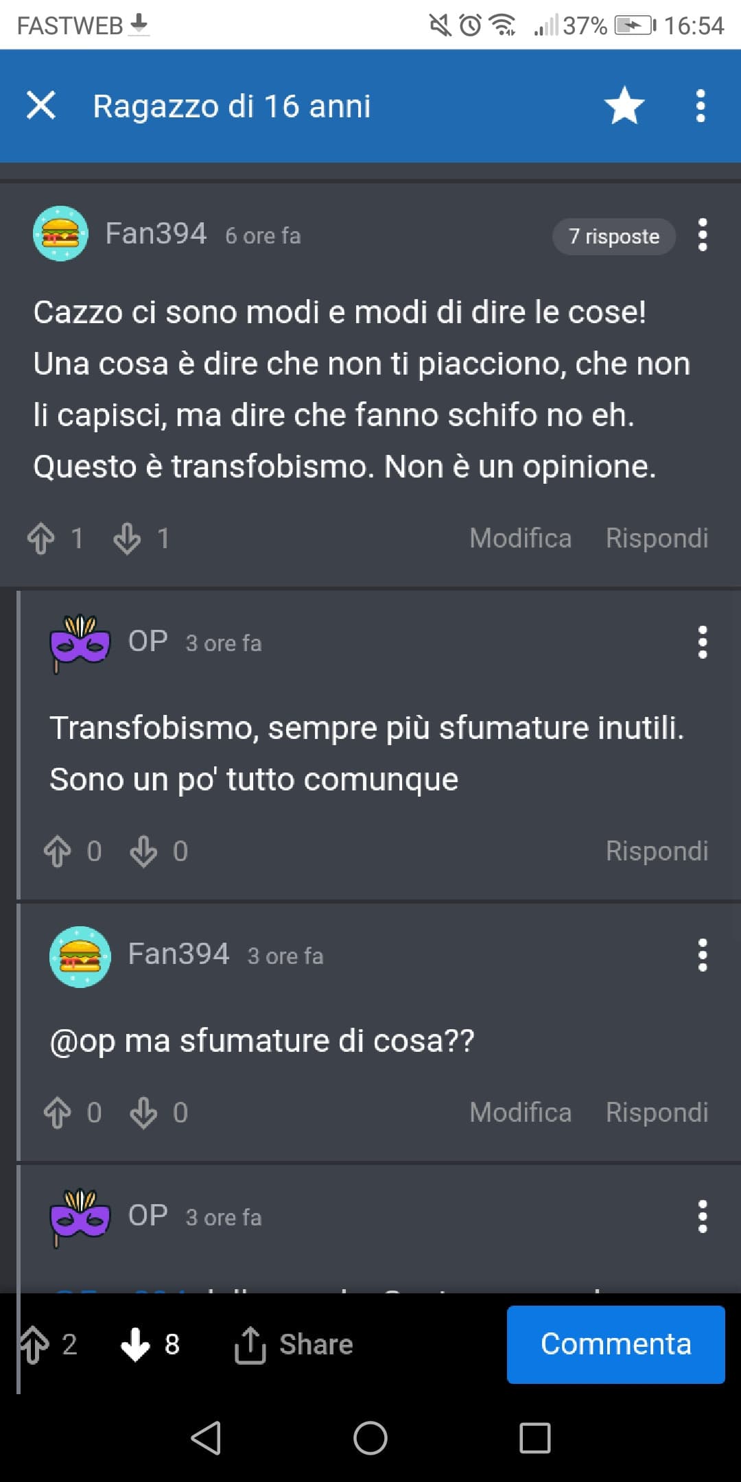 Quanto odio le persone che fanno così... Stiamo parlando di una cosa è quelli siano il discorso solo perché gli fa comodo. È tremendamente infantile e fastidioso. 