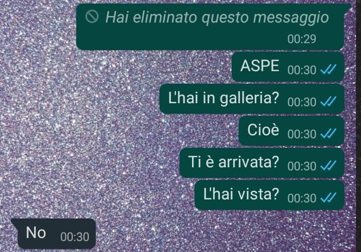 Quando sei ritardata e mandi una foto alla persona sbagliata: 