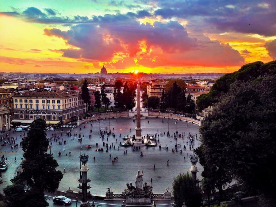 In risposta a l'Utente che ha pubblicato Venezia, eccoti nientemeno che Roma
Ph: proprio io con il mio umile smartphone