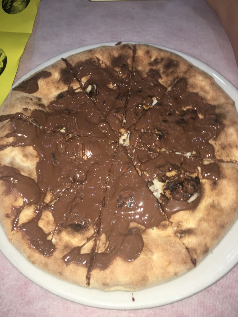 Ho mangiato la pizza alla nutella