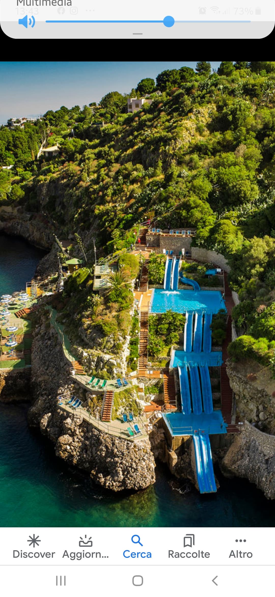 I miei vogliono prenotare qua. Hotel con lo scivolo a strapiombo sul mare più alto del mondo.