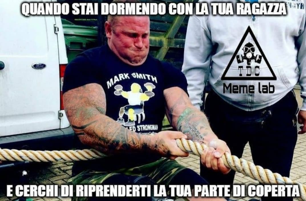 E parte la rissa