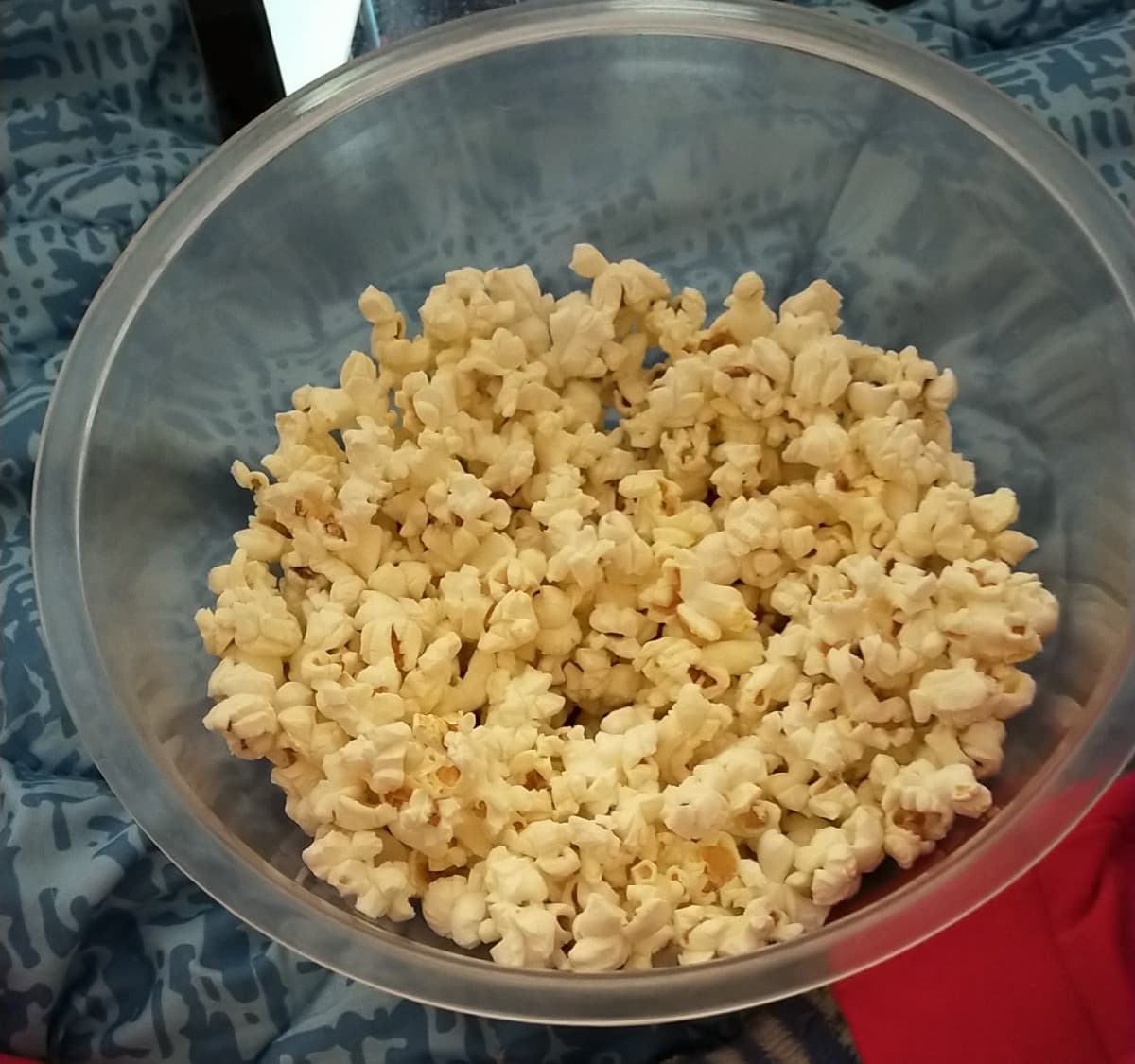 la mia mattina: popcorn e lezioni in dad