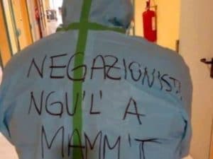 Adesso che tutti si cagano i negazionisti del covid, finalmente i neonazisti possono negare l olocausto in pace. 