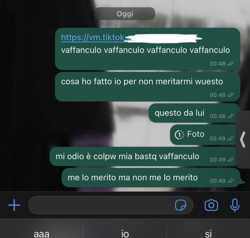 posto ora tanto non c’è un cazzp di nessuno (lamentarsi e poi cancellare i messaggi facendo finta di niente??>>>>)