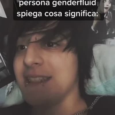 a me una volta hanno consigliato di vedere uno psichiatra perché sono genderfluid ? 