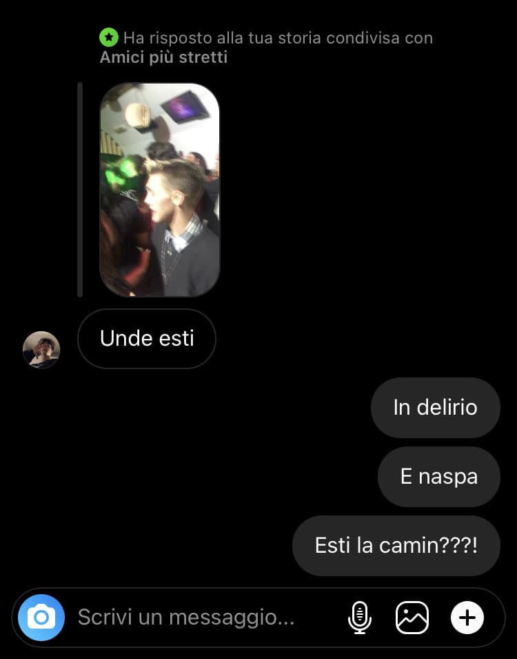 Cazzo raga ho dimenticato che ho il ragazzo che mi piace negli amici stretti 