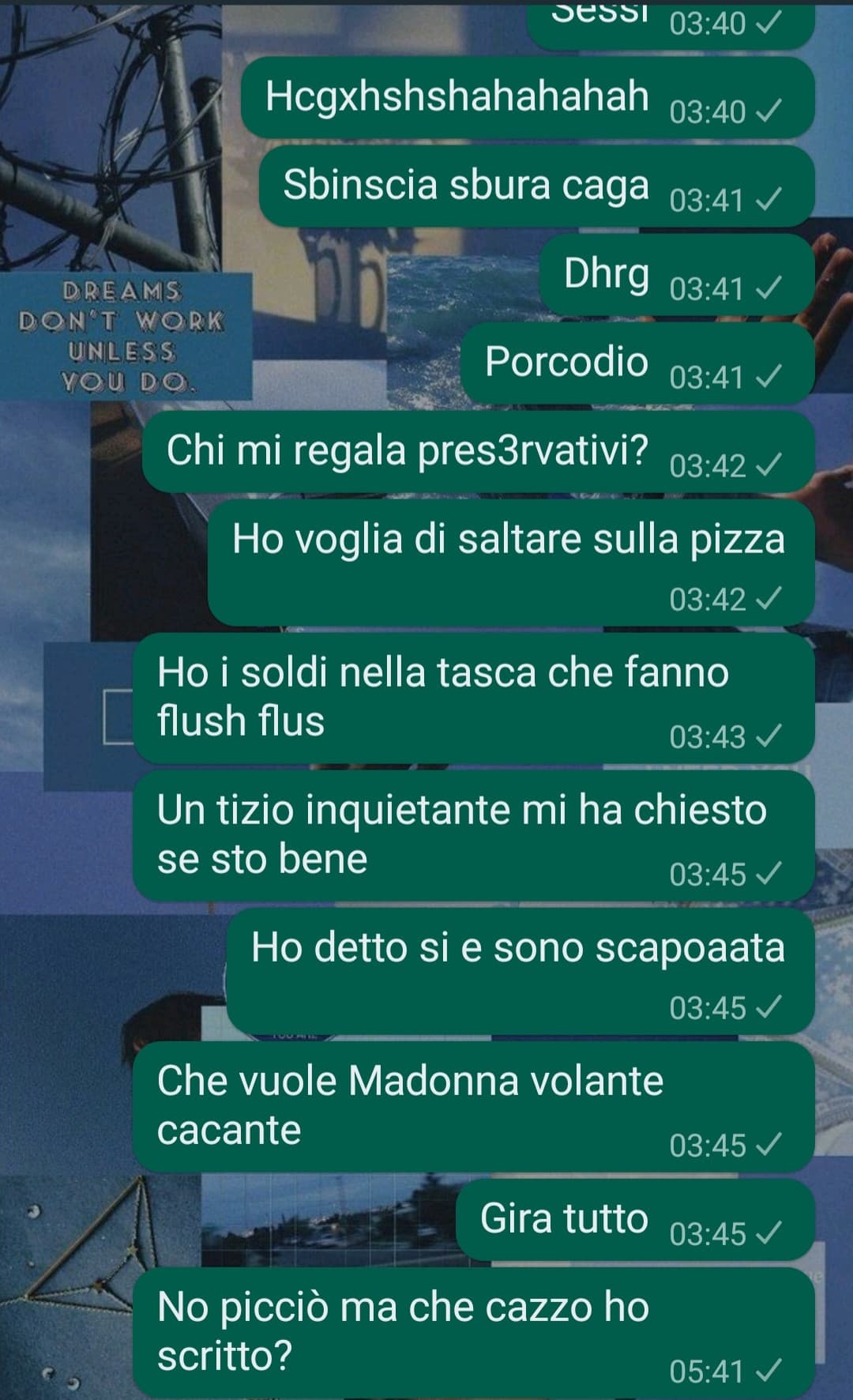 Io da ubriaco che decido di scrivere ad un mio gruppo di amici, boh mi fa ridere(ora sto bene) 