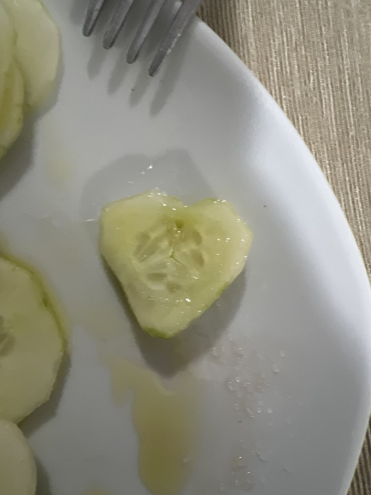 Cetriolo a forma di cuore. La verdura ha più vita amorosa di me