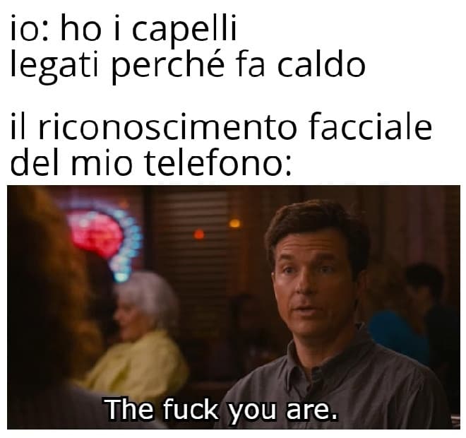 Io sto morendo di caldo e non posso nemmeno legarmi i capelli 