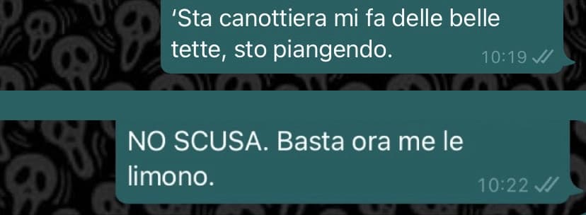 Scusate ma sono emozionata perché ho appena trovato le mie tette. Continua a non funzionarmi il Wi-Fi.