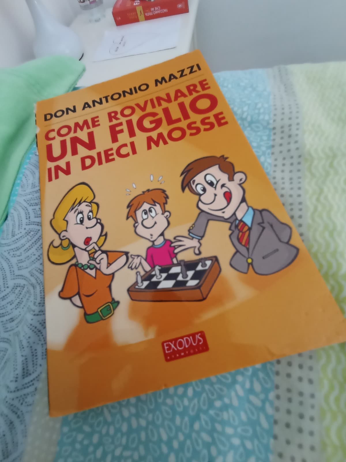 l'ho trovato in giro ma sono sicura al 100% che nessuno in questa casa l'abbia mai letto, anzi