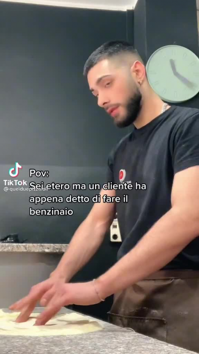 Qualche benzinaio gay su insegreto? Vi do' mio cugino se volete