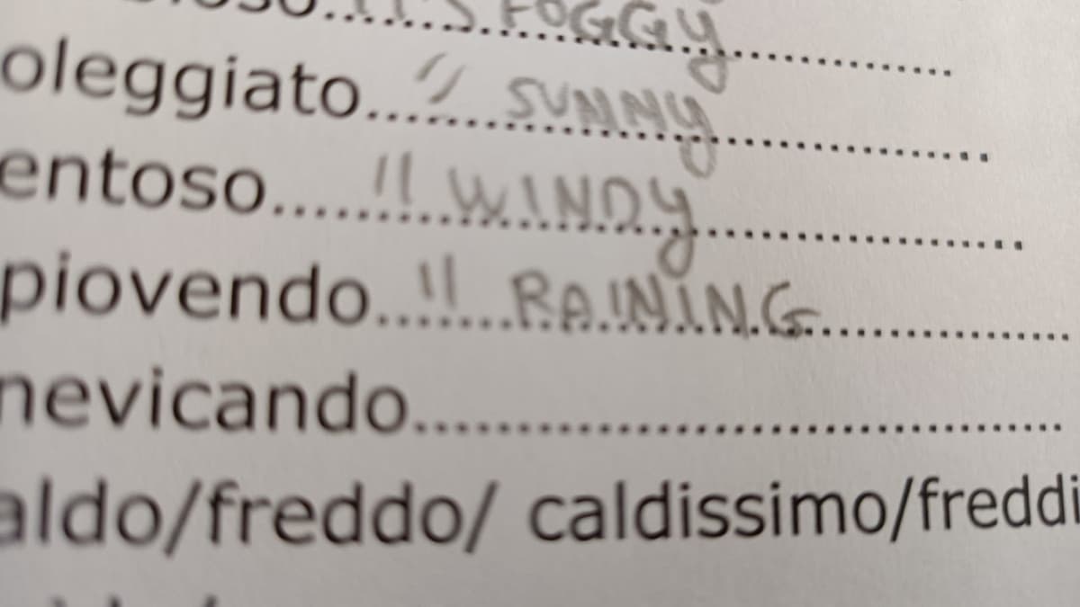 Comunque mannaggia se ci siamo ammuffiti. RAGA I NUOVI UTENTI NON SI ACCOLGONO, I NUOVI UTENTI SI SPAVENTANO E LI SI INVITA AD ANDARE VIA PIÙ VELOCI DEL VENTO PRIMA CHE SIA TARDI DIAMINE!!! 