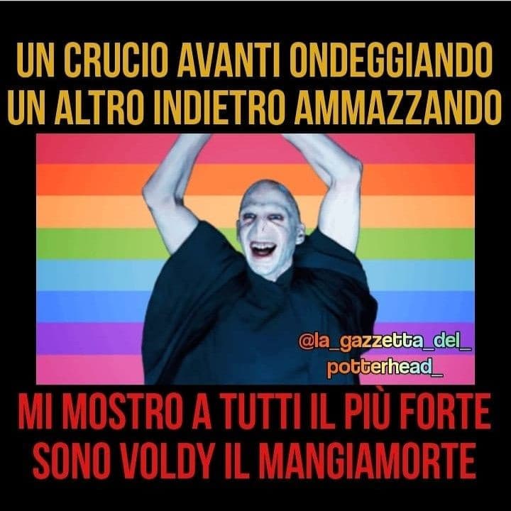 E ora ecco a voi l'inimitabile, unico, sensazionale... Zioooooo Voldy!!