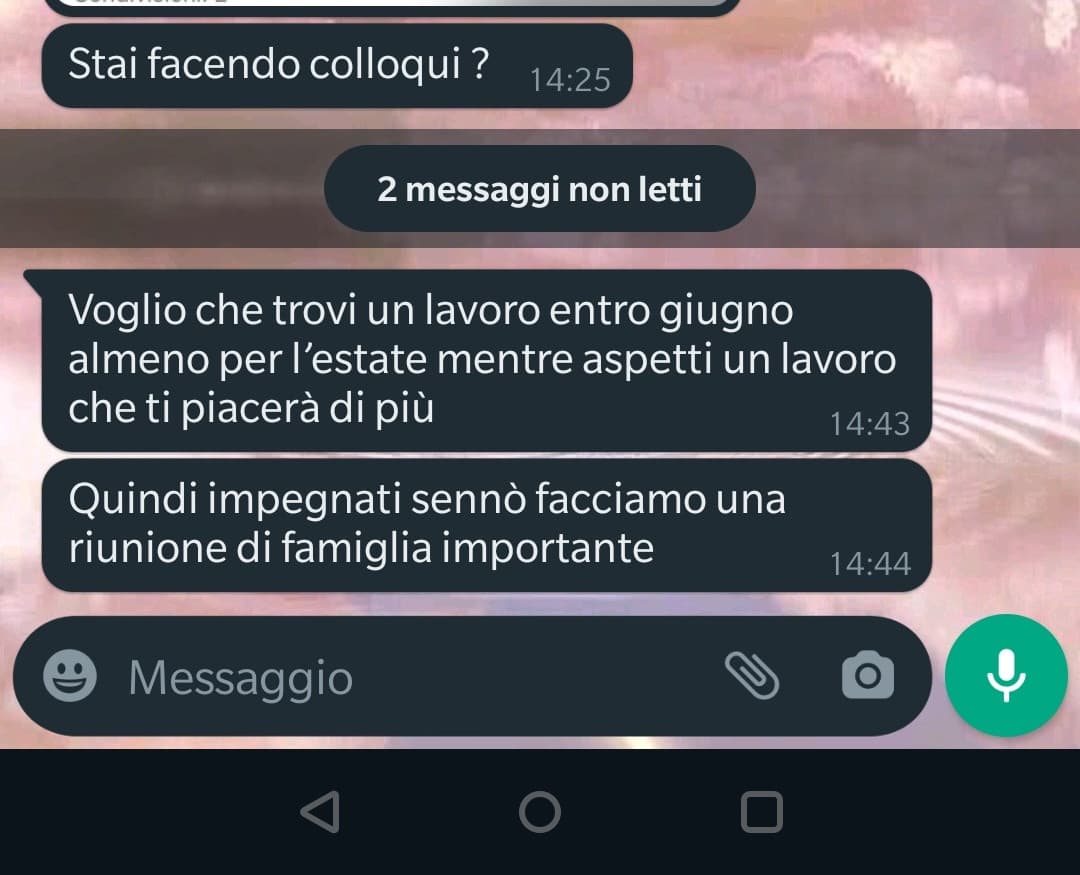 Mia zia. Ma vi sembra normale? 